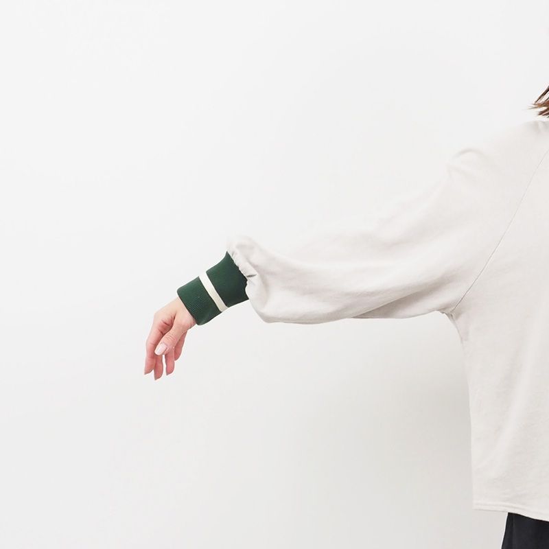 ガーゼ裏毛 バイカラーリブハウストレーナー ベージュxグリーンxアイボリー