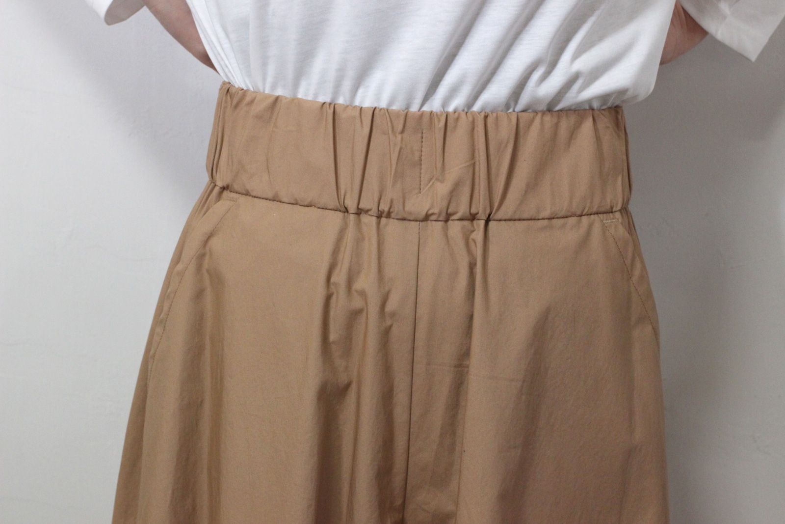 ボリューミースカーチョ ベージュ