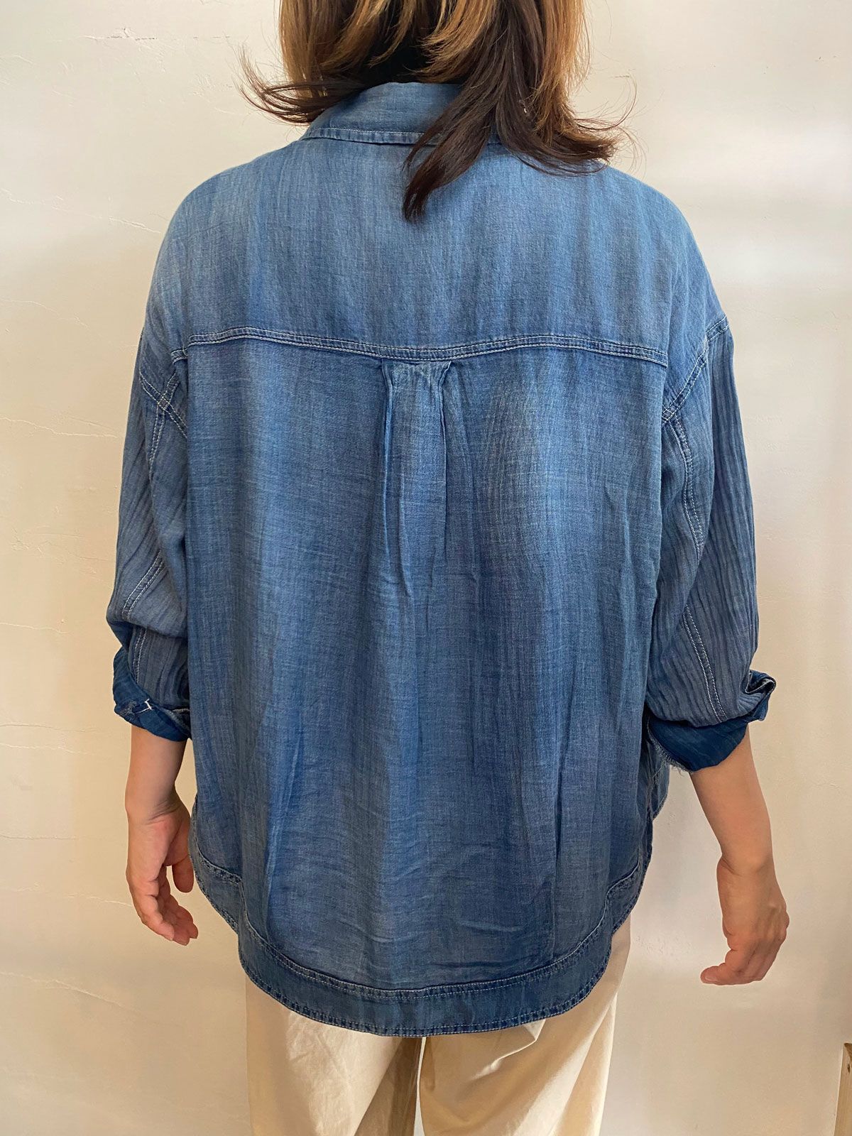 SHEER DENIM OVERSHIRT ライトブルー
