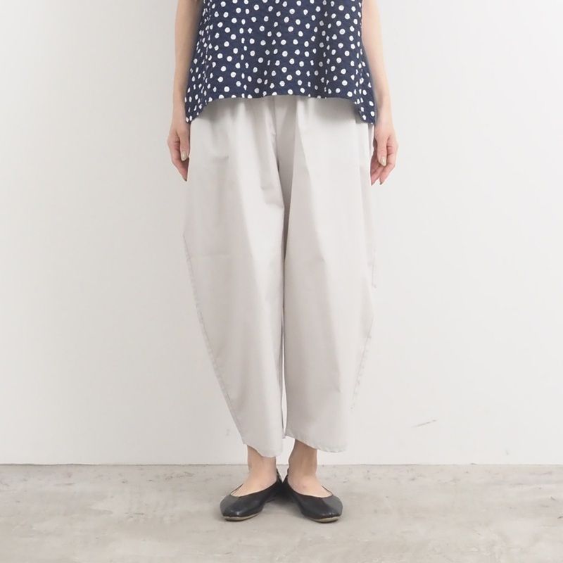 タイプライターエッグパンツ グレージュ