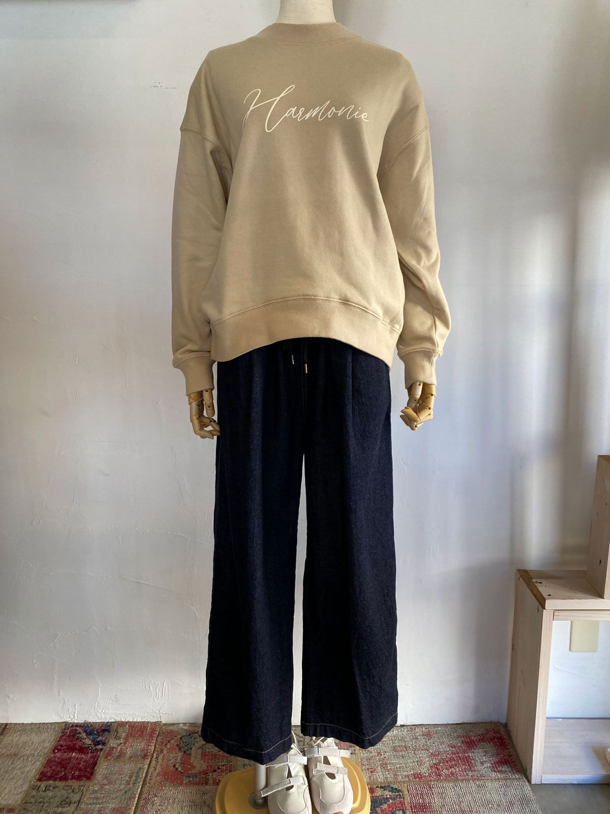 裏毛ロゴスゥェット ベージュ