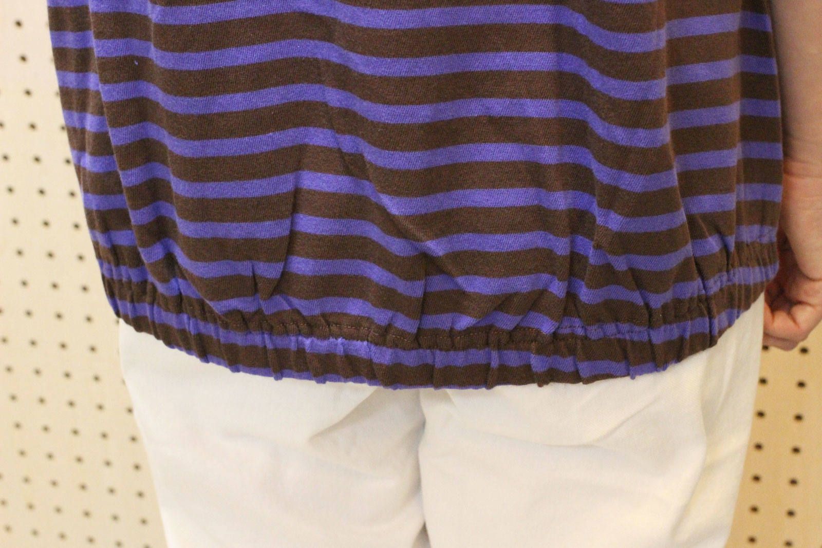 ギャザーフレンチスリーブTシャツ ブラウンxブルーパープル