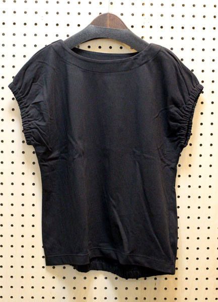 ギャザーフレンチスリーブTシャツ ブラック