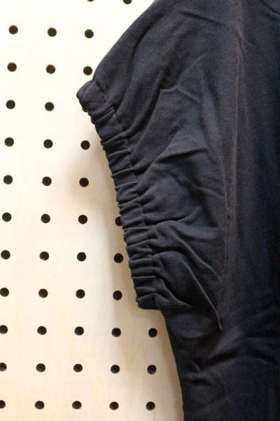 ギャザーフレンチスリーブTシャツ ブラック