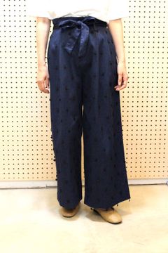 星刺繍ワイドデニムパンツ