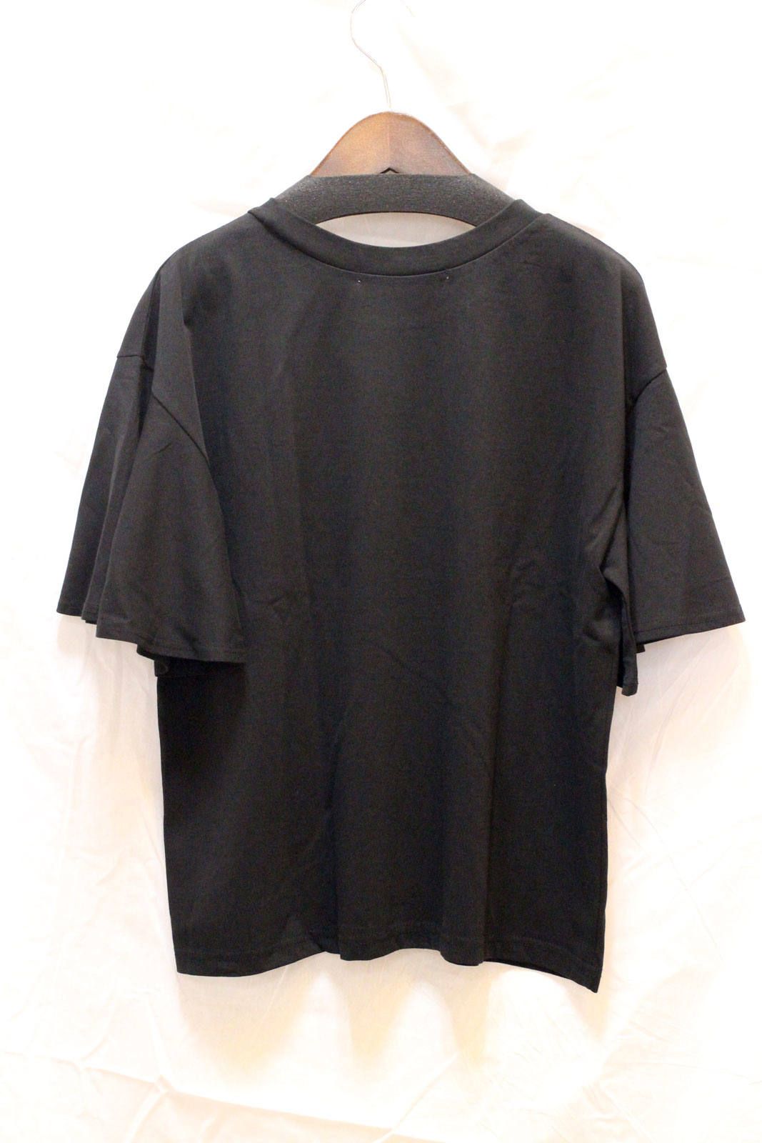 フレア袖プリントTシャツ ブラック