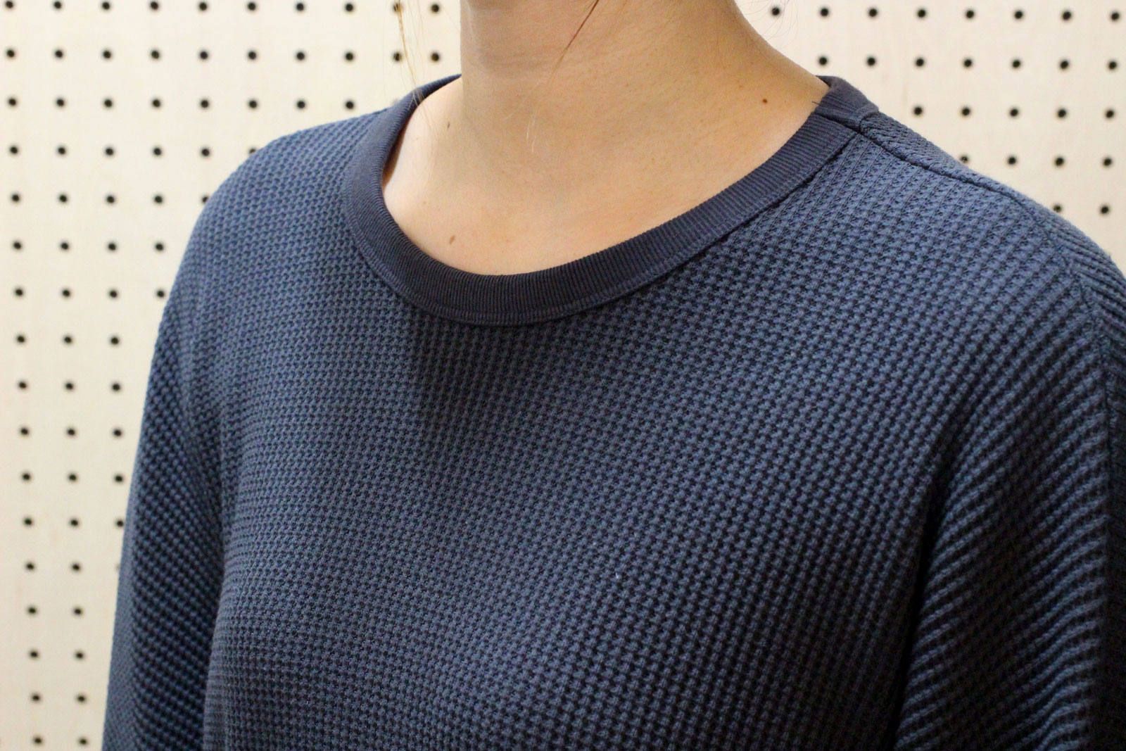 ドロップショルダーサーマルニット チャコール