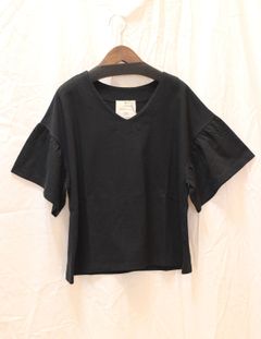 Vネックフレア袖カットソー ブラック