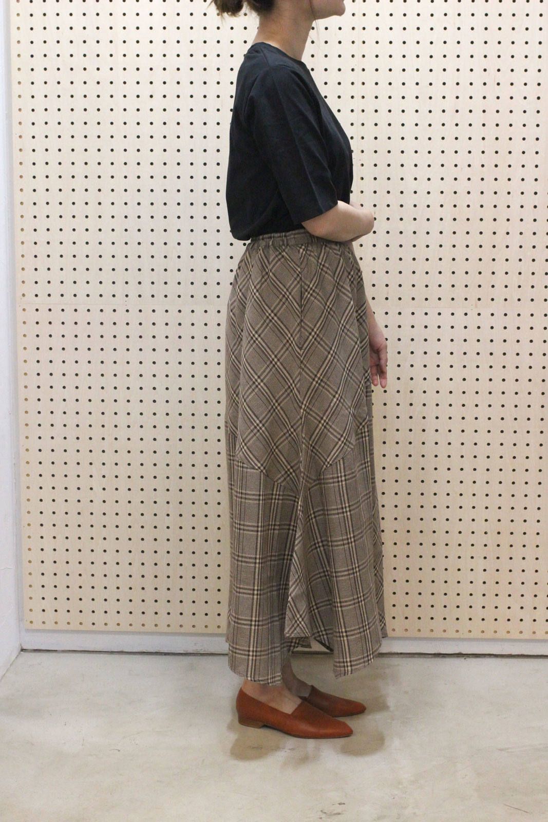 アシンメトリーチェックスカート ブラウンチェック