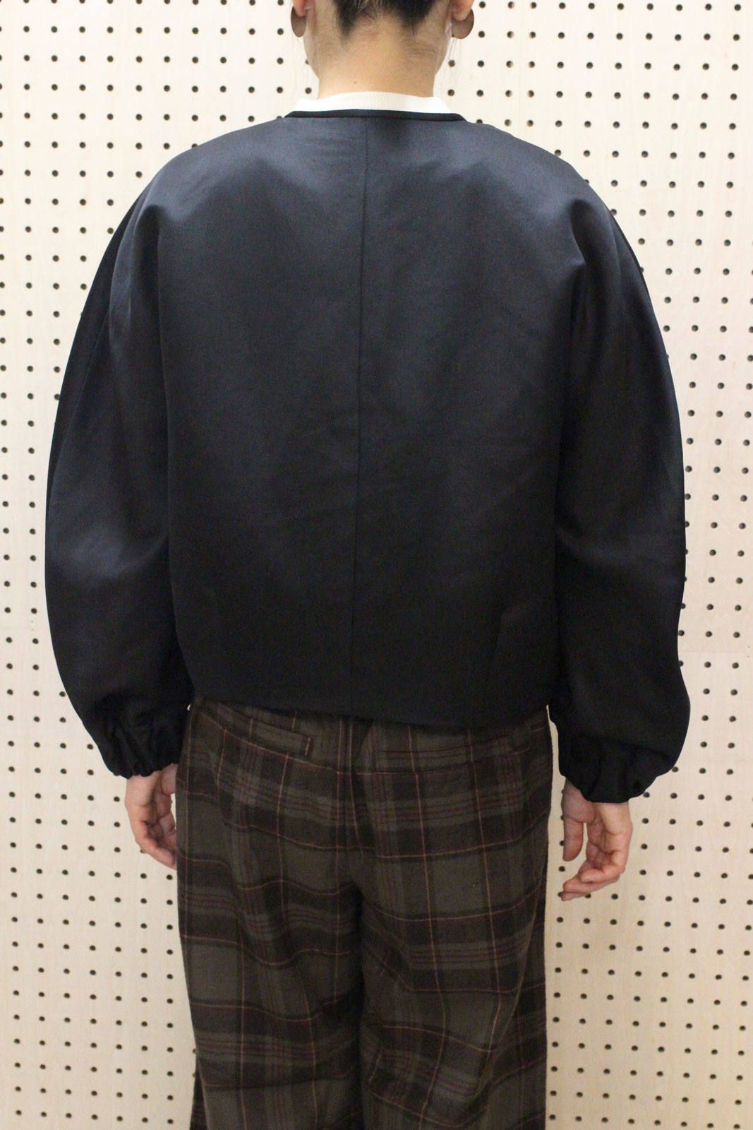 袖ボリュームジップブルゾン ブラック