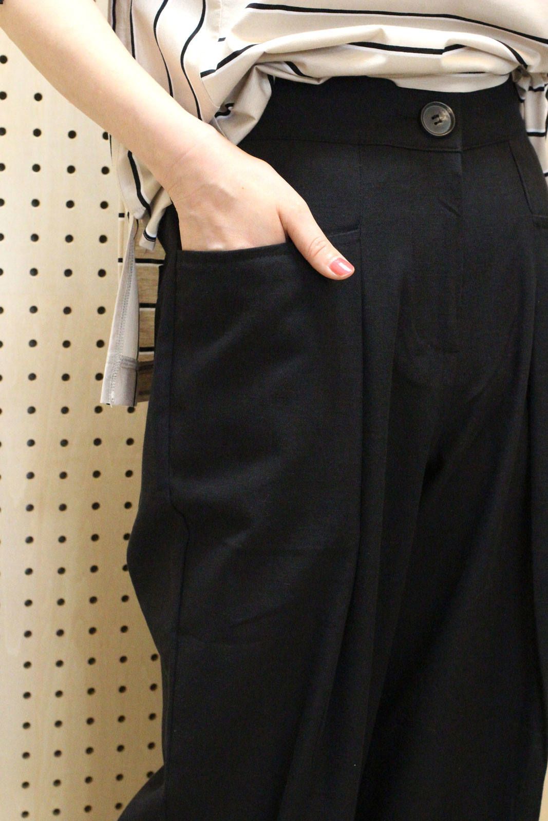 ブッシュポケットタックワイドパンツ ブラック
