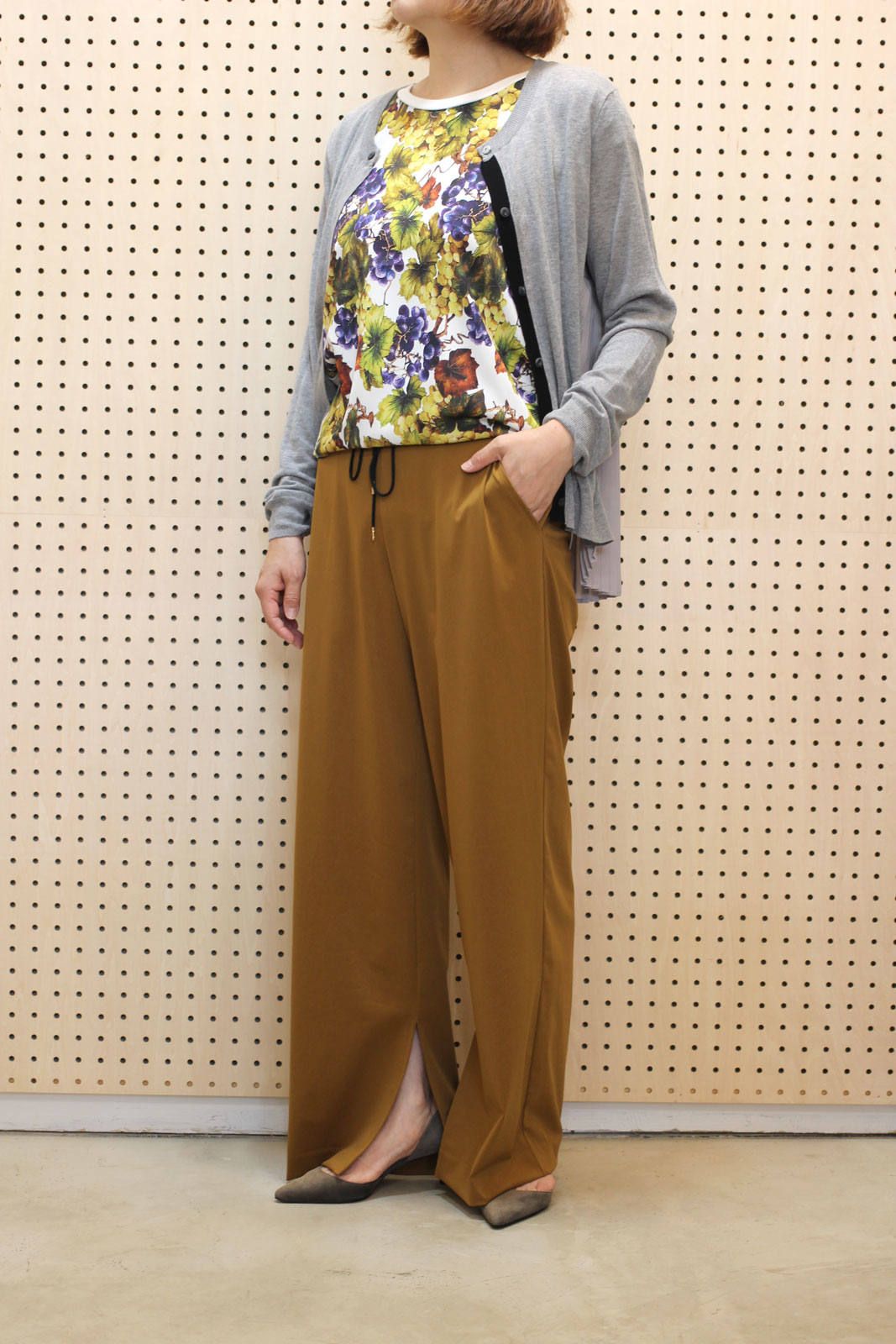 ハイテンションストレートワイドパンツ ブラウン