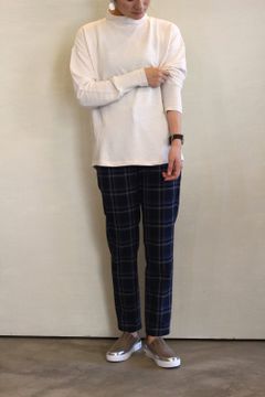 ハイネックプルオーバー アイボリー