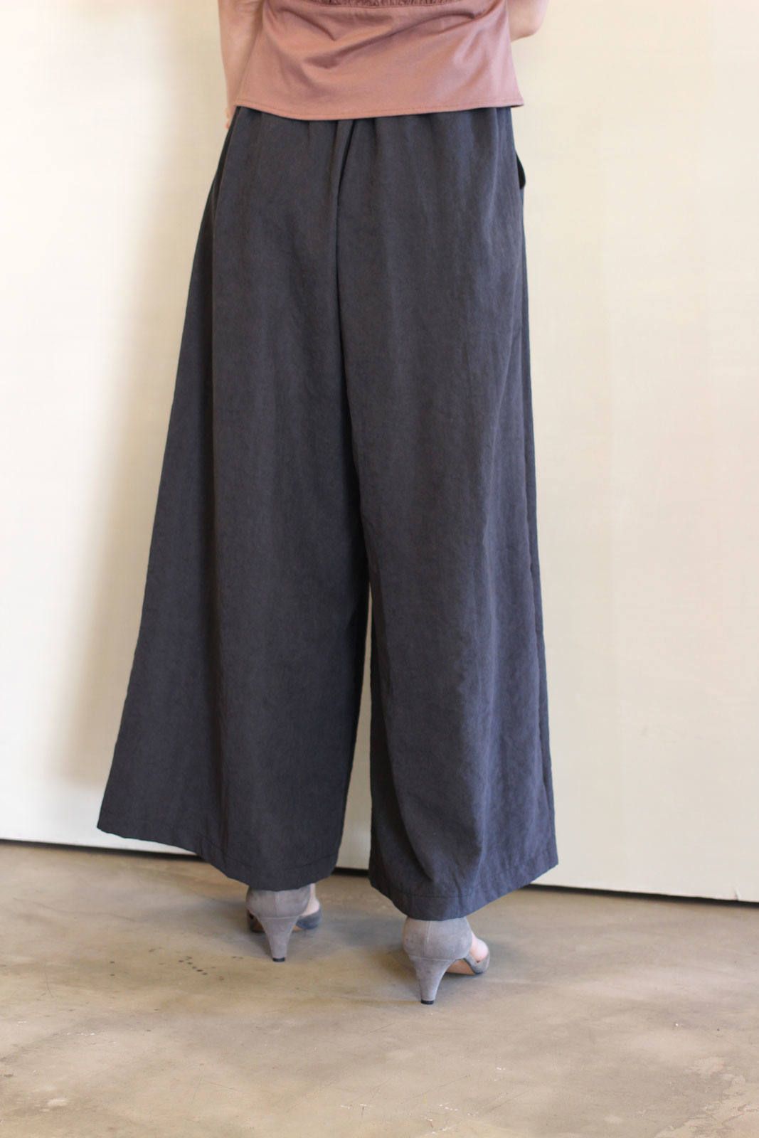 フロントスリットワイドパンツ ブラック