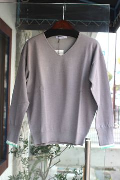 ハイゲージVネックニット グレー
