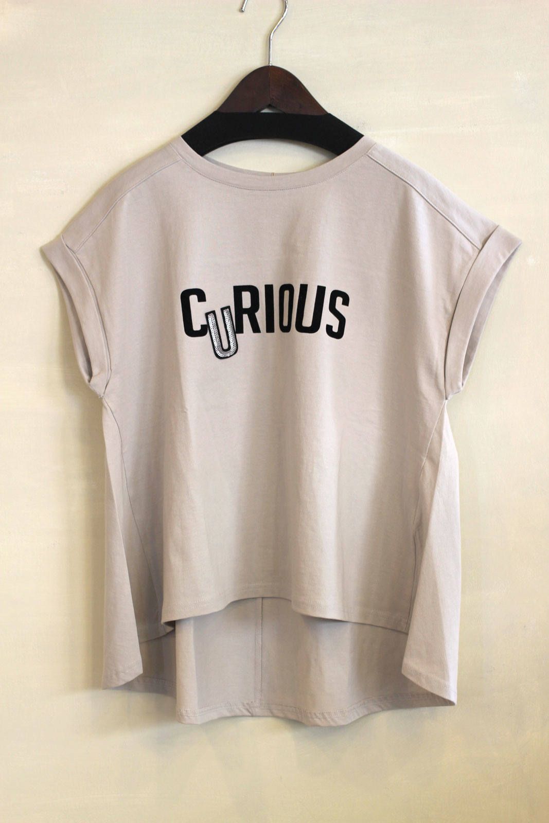 アンバランスロゴTシャツ ベージュ