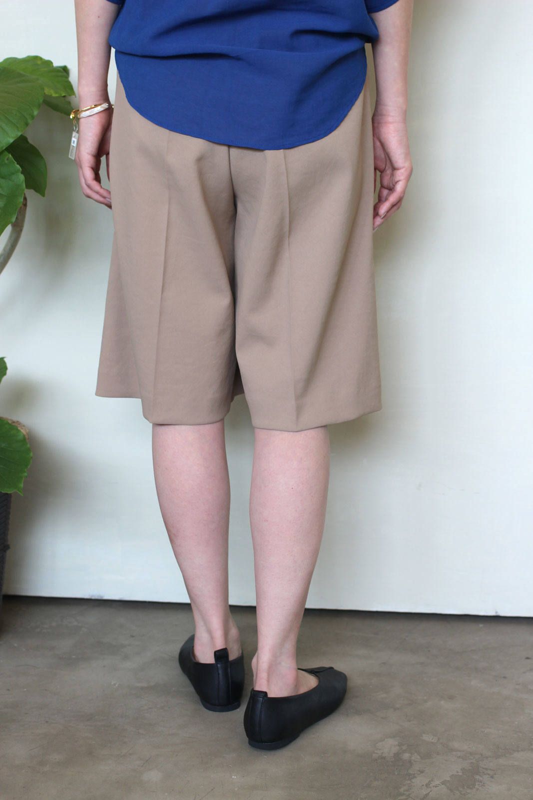 共ベルト付きショートパンツ ベージュ