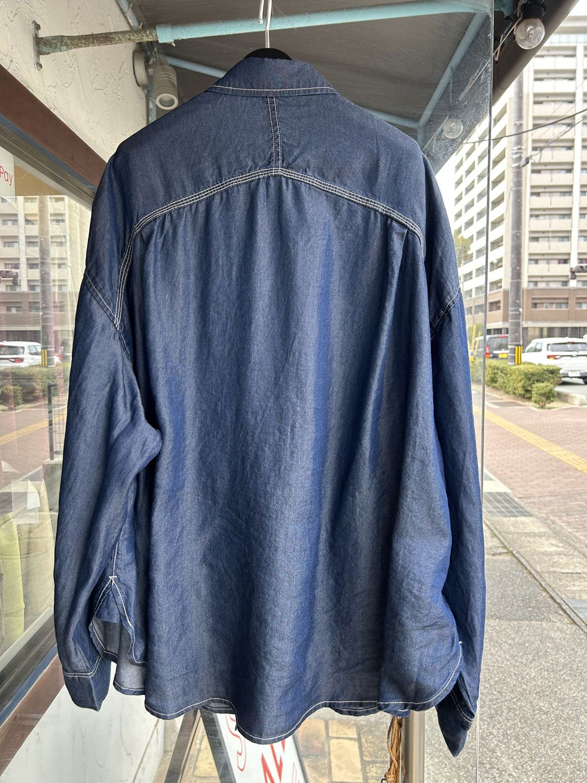 テンセルデニム製品染めオーバーサイズシャツ インディゴブルー