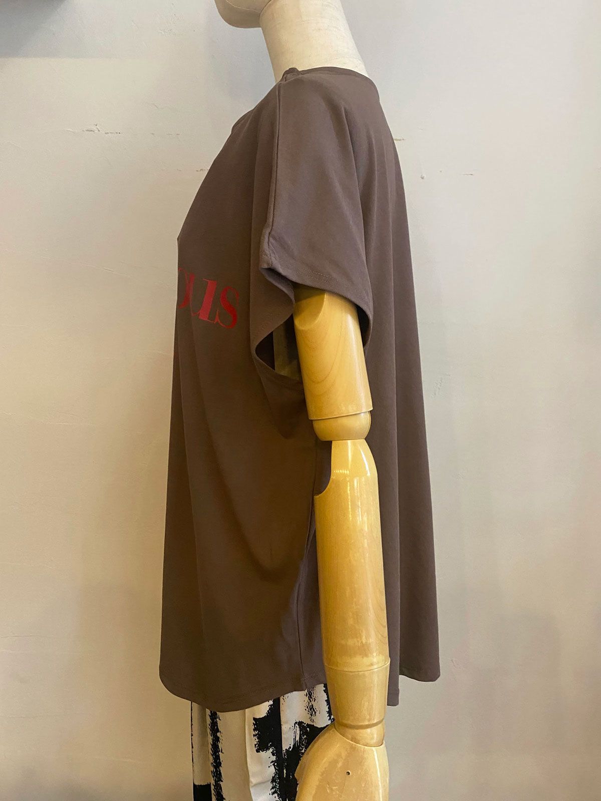 2WAY フレンチオーバーロゴTシャツ ブラウン