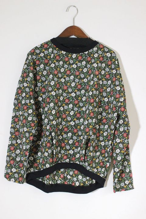 80ローン塩縮ボタニカルフラワーギャザーチュニック ブラック