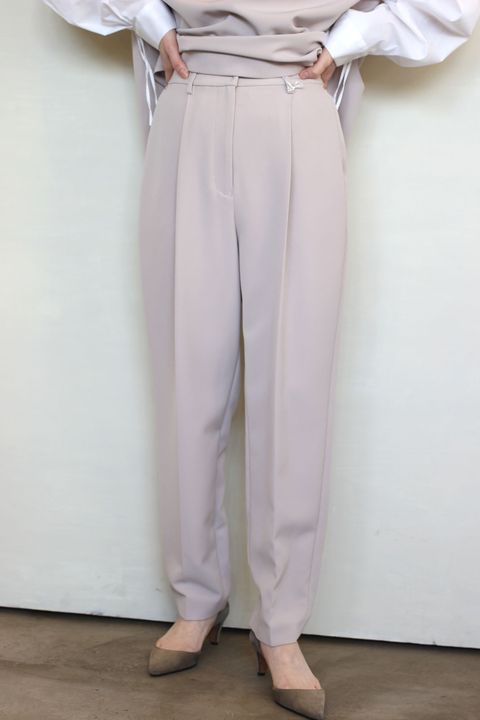 テーパードパンツ Gベージュ
