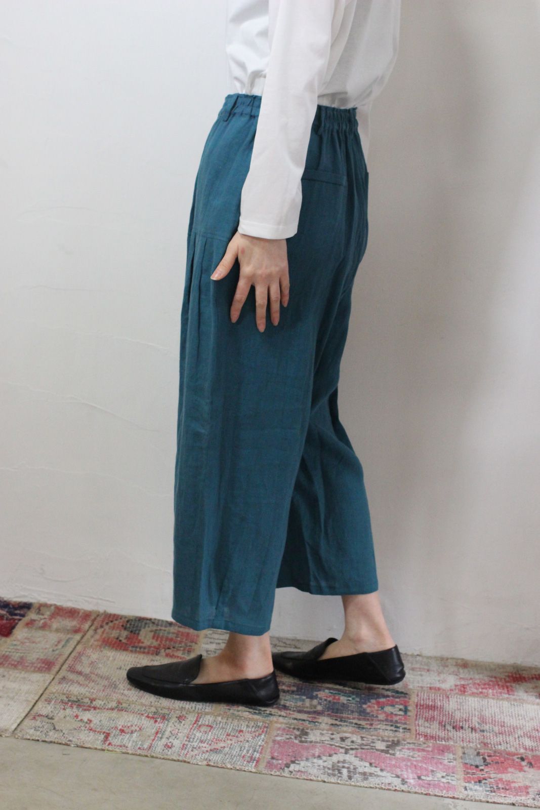 クロップドリネンパンツ ブルー