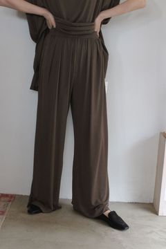 [3552-182KK] パウダータッチタックカットソーPT カーキ