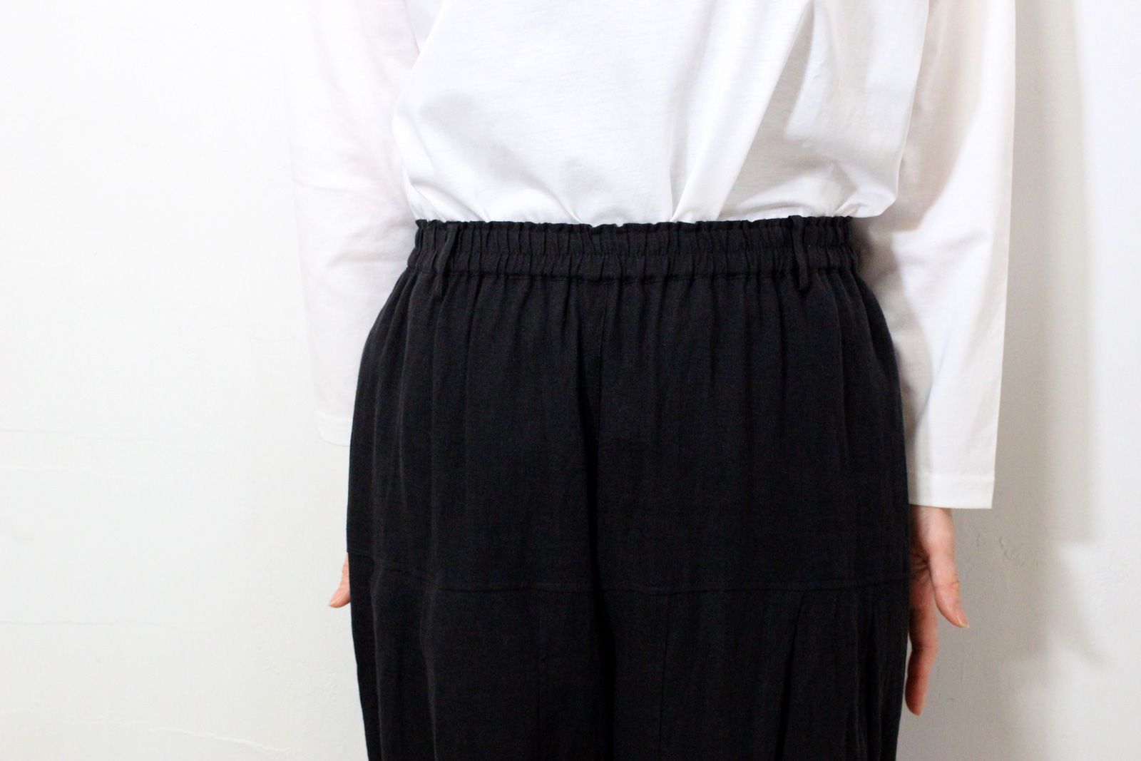 クロップドリネンパンツ ブラック