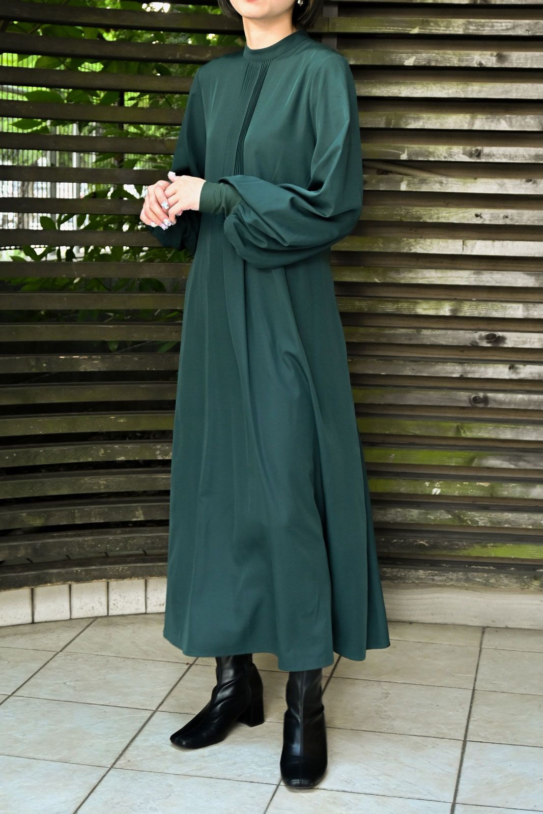 無地ギャザーワンピース グリーン