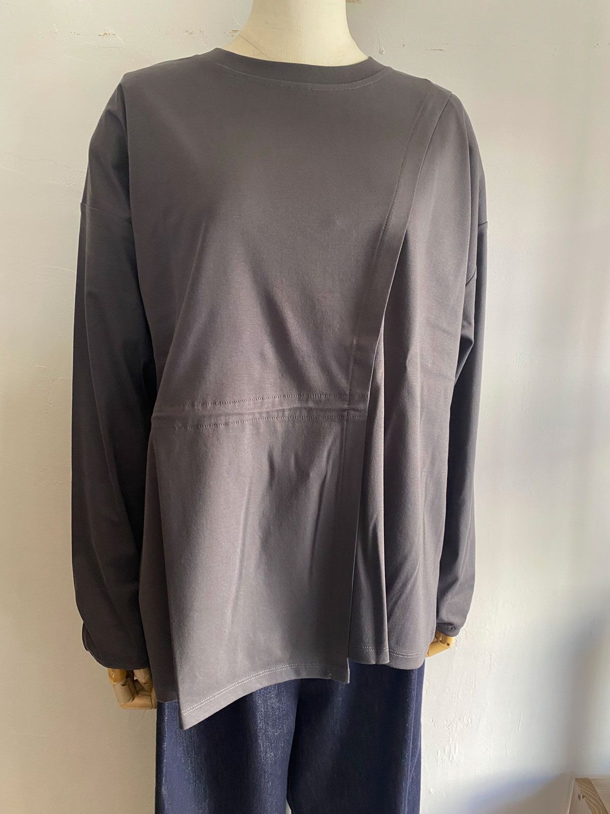 コンパクトスムース デザイントップス グレー