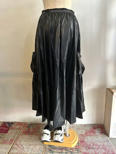 合皮カーゴスカート ブラック