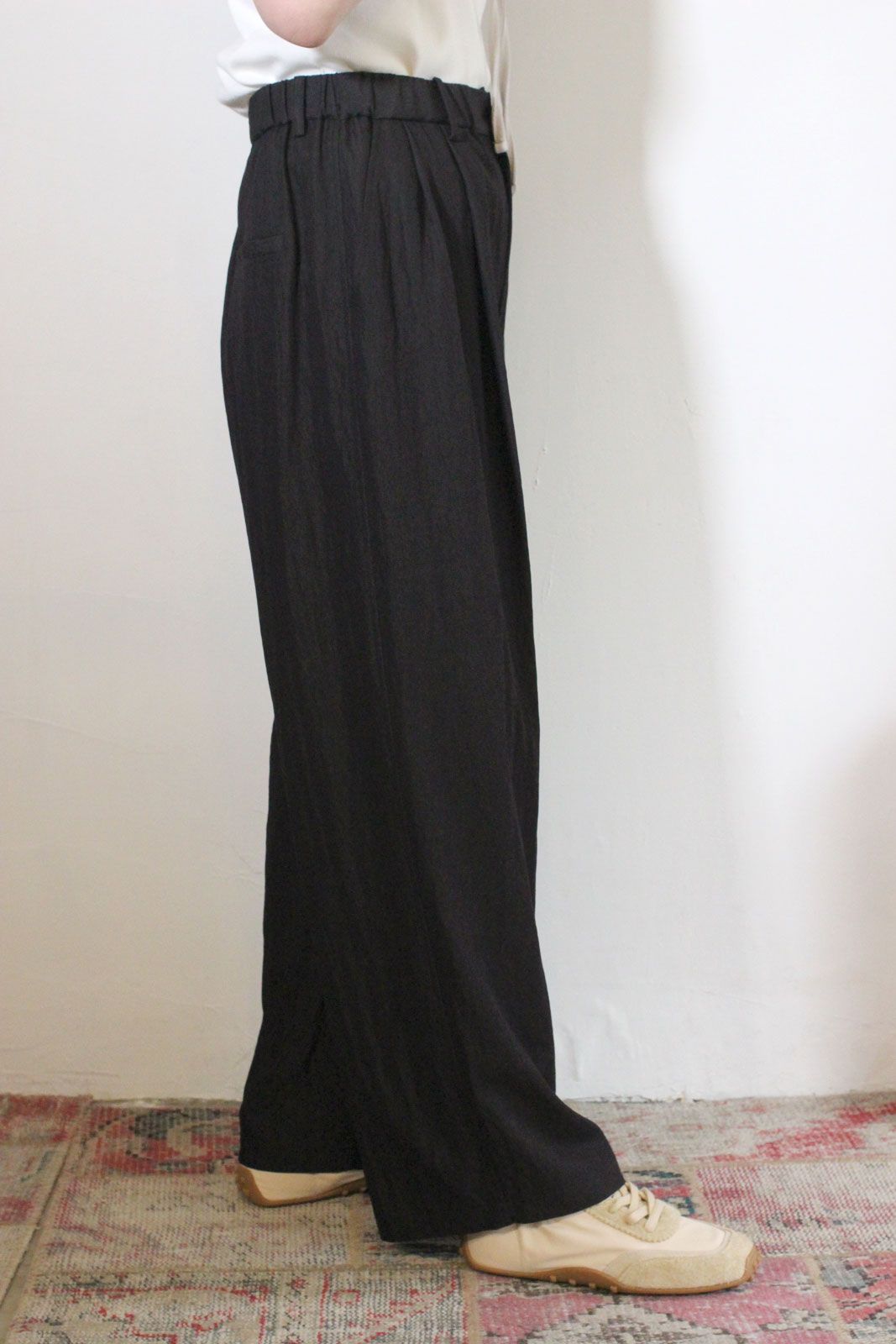 [3861-008KK] リラックスツイルタックPT ブラック