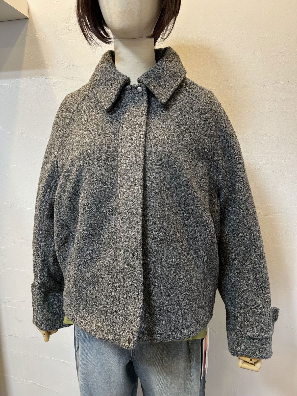 くるくるブークレショートブルゾン 杢グレー