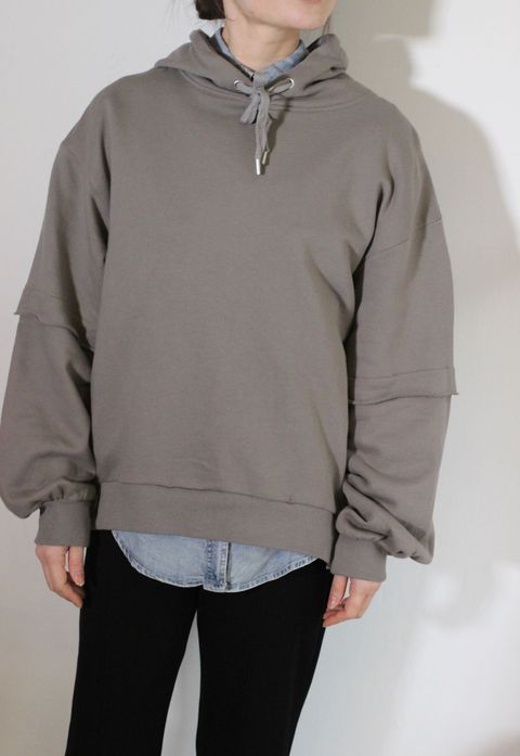 セントラル裏毛カットオフパーカー カーキグレー