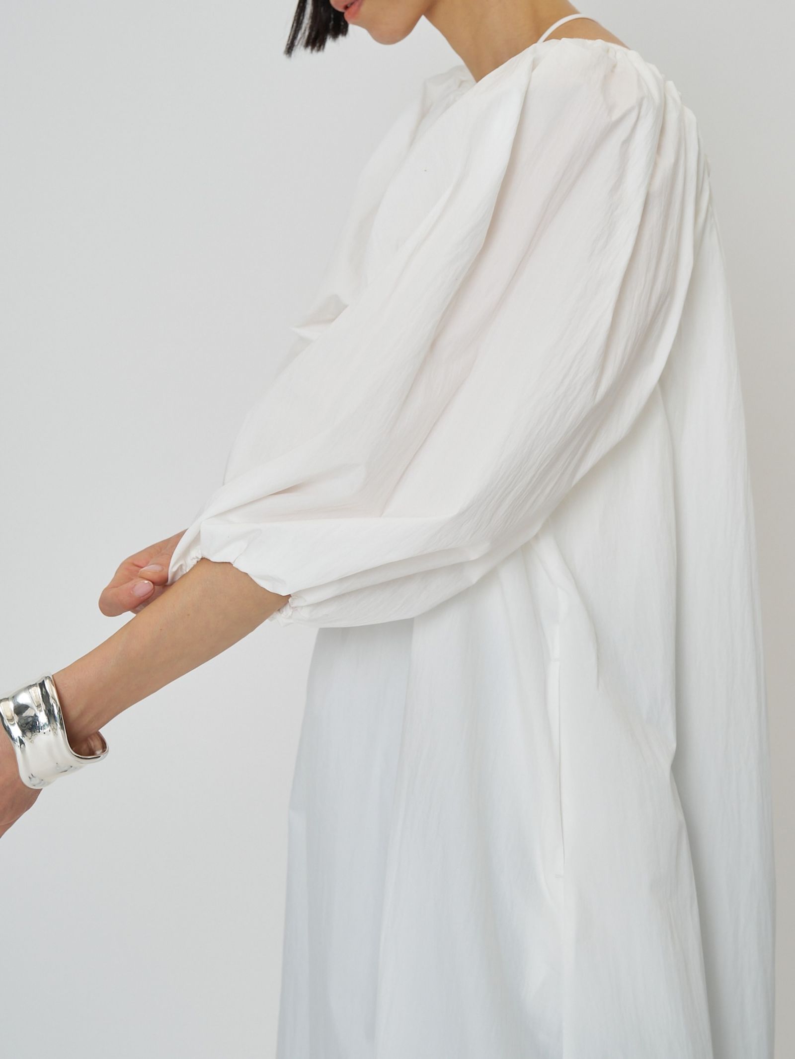 [5261-034MK] ボリュームスリーブOP ブラック