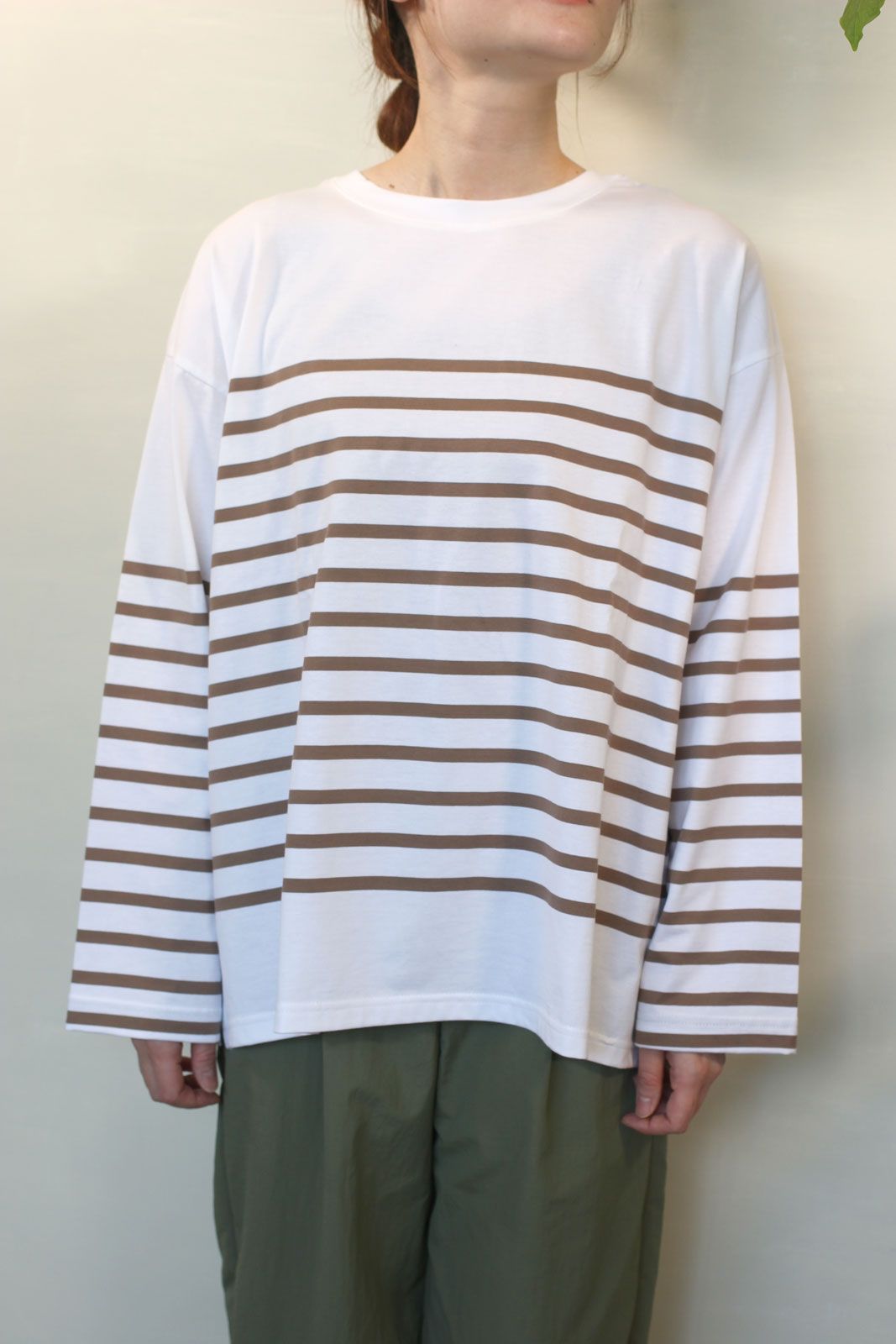 ハイゲージ天竺パネルボーダーTシャツ ベージュ