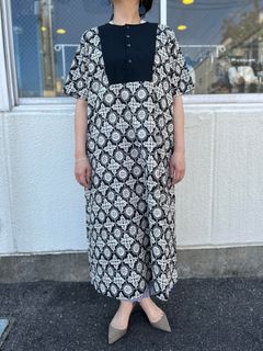 エスニック柄ワンピース ブラックxオフ