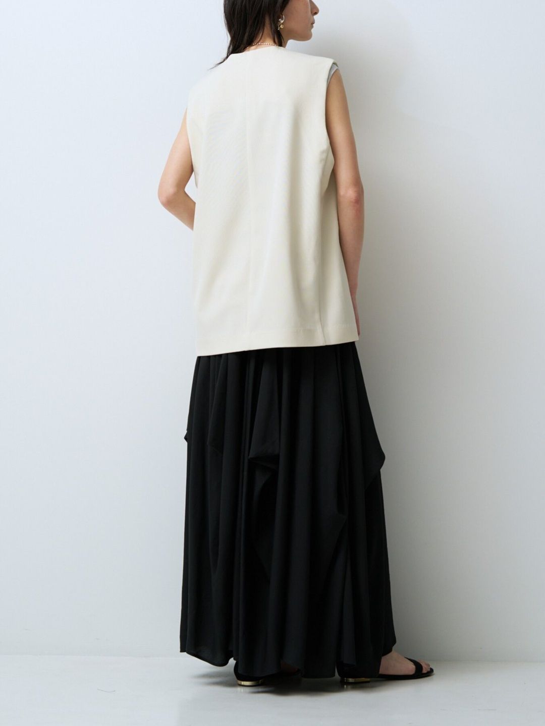 [4863-655BZ] オーバルフォルムジレ アイボリー