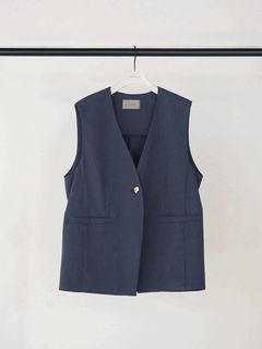 [4863-655BZ] オーバルフォルムジレ ネイビー