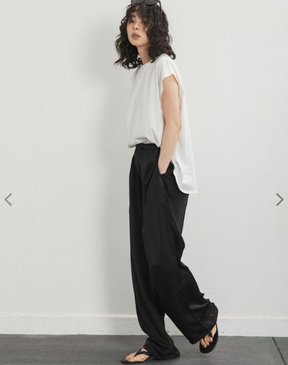 袖なしTシャツ 白豆