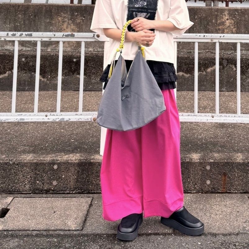 TORA コードハンドルショルダーバッグ チャコール