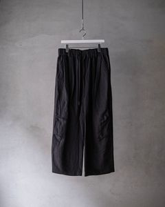 Linen Silk Wide Knee Tuck Pants / Black