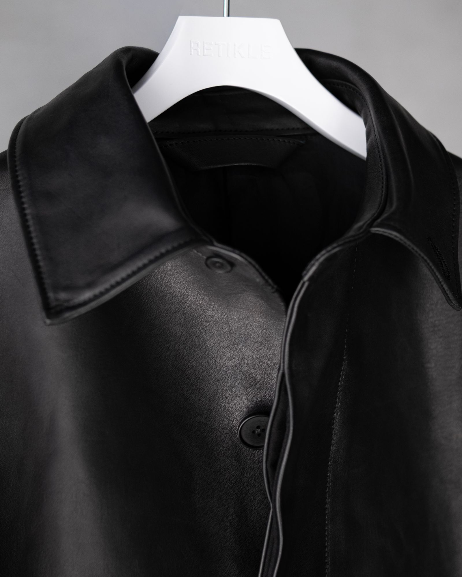 Leather Wide Elbow Coat / Black