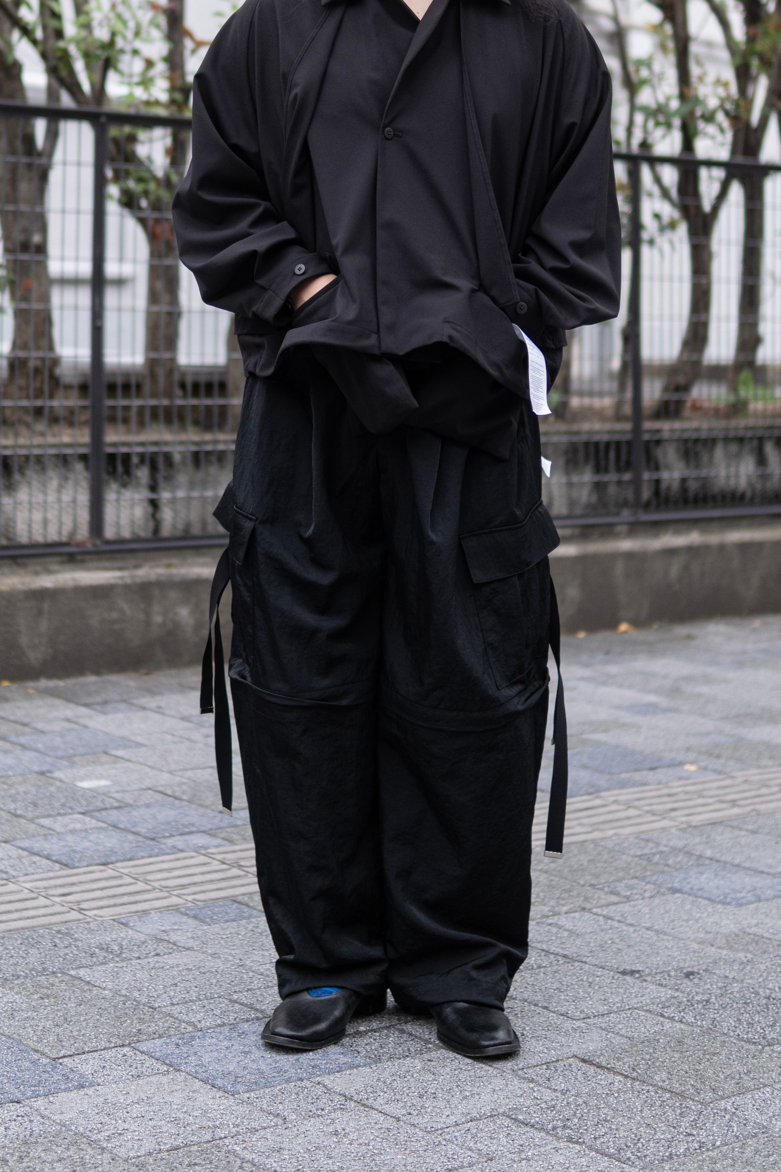 DETACHABLE WIDE CARGO PANTS / BLACK