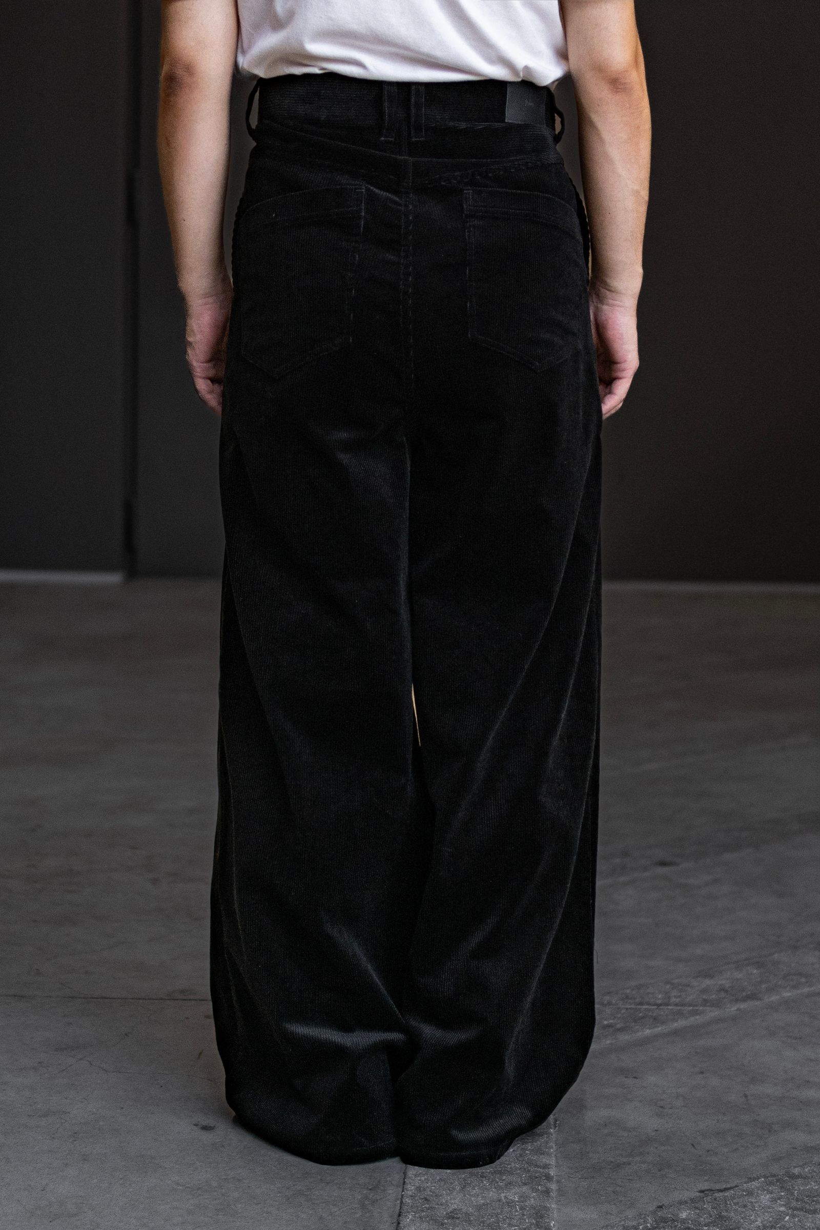 JUHA - HIGH WAIST CORDUROY PANTS / BLACK | Retikle Online Store