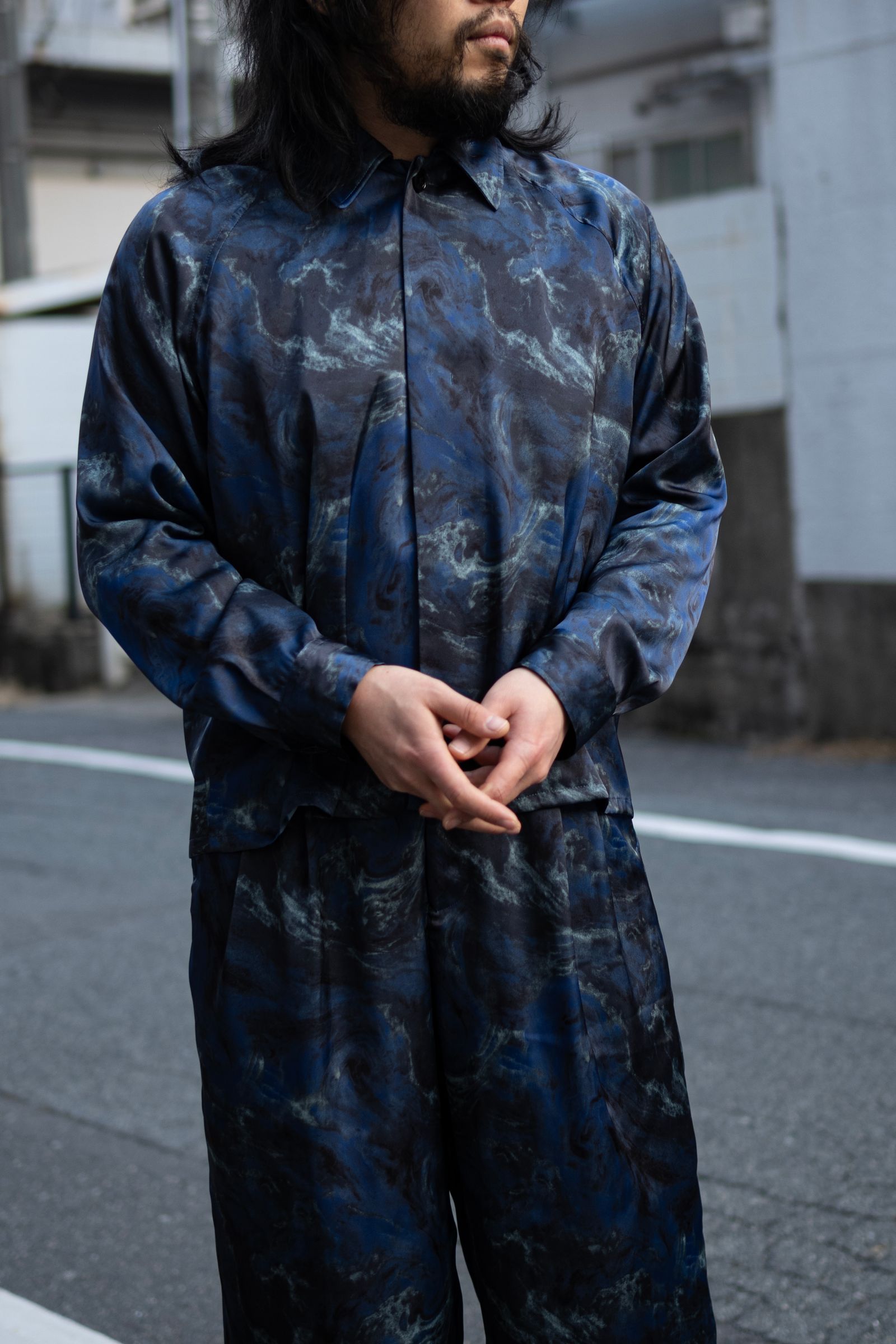 ABSTRACT STONE SHORT JACKET / NAVY