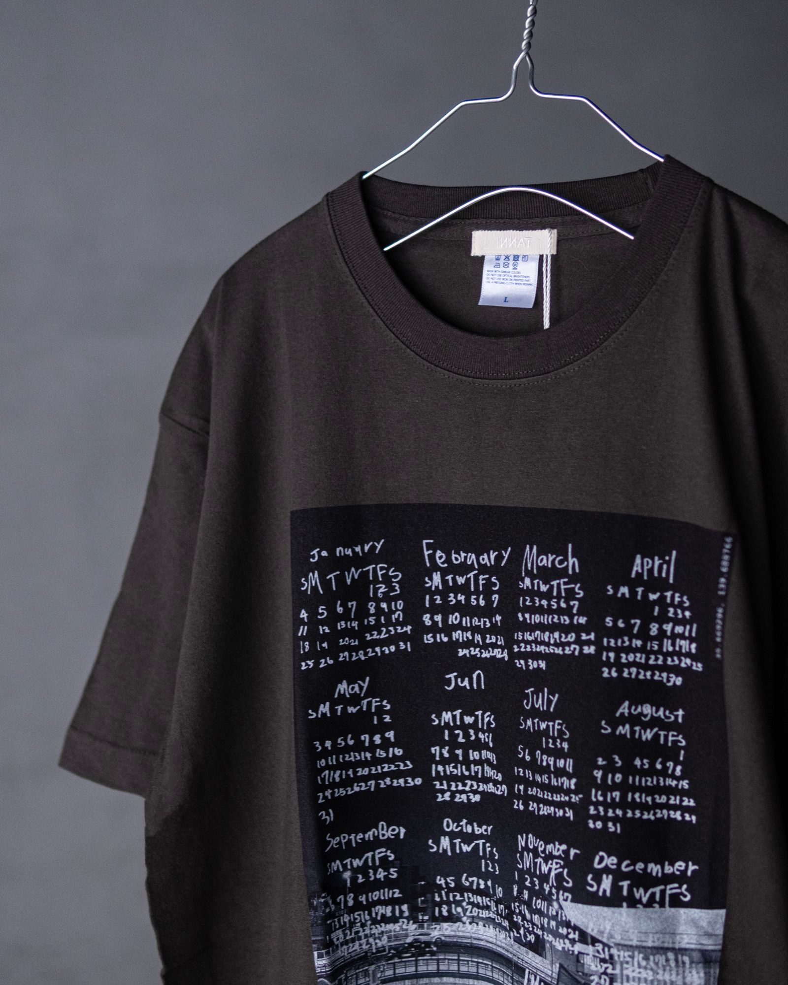 PHOTO CALENDER TEE / Black