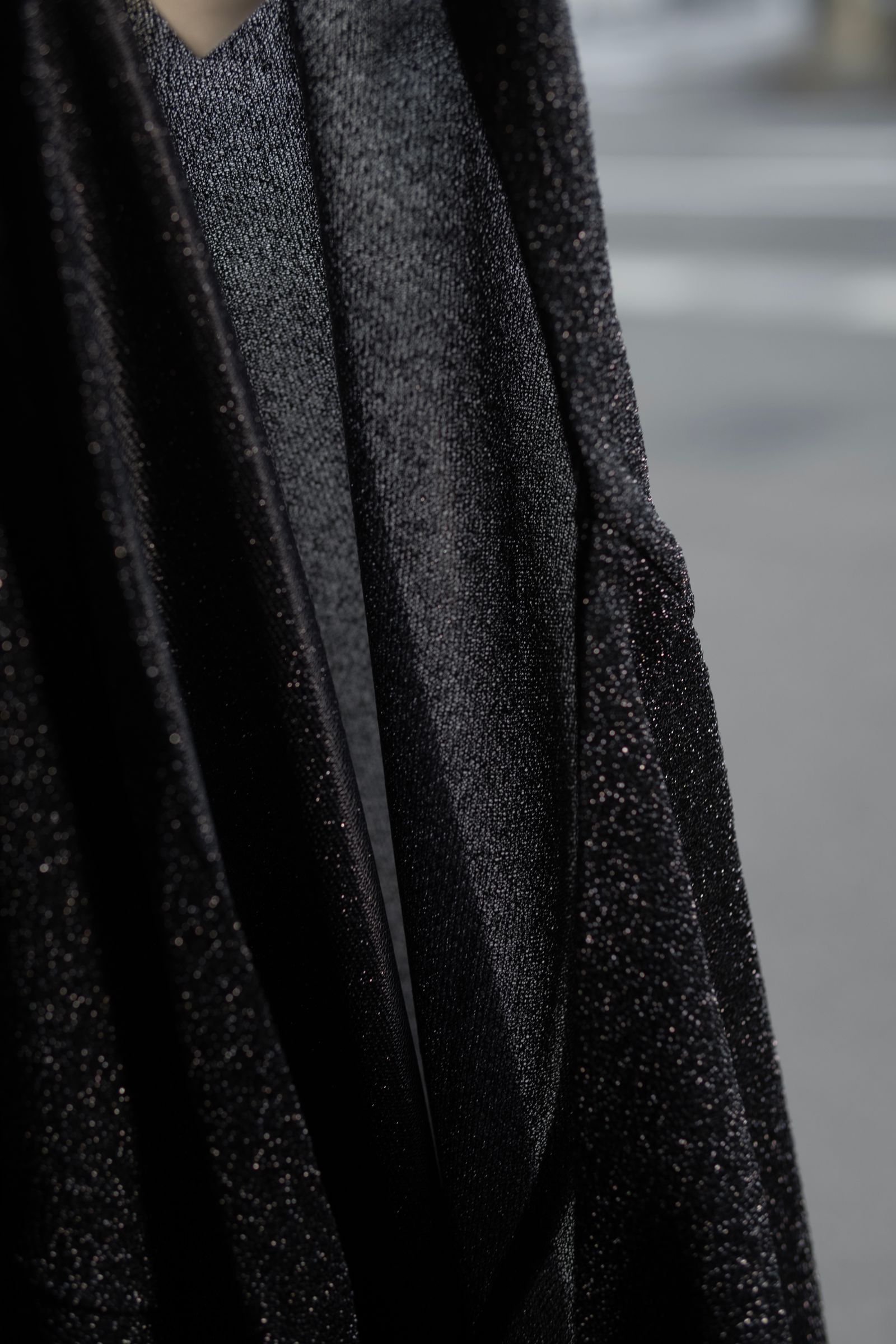 MASSIVE CARDI / BLACK