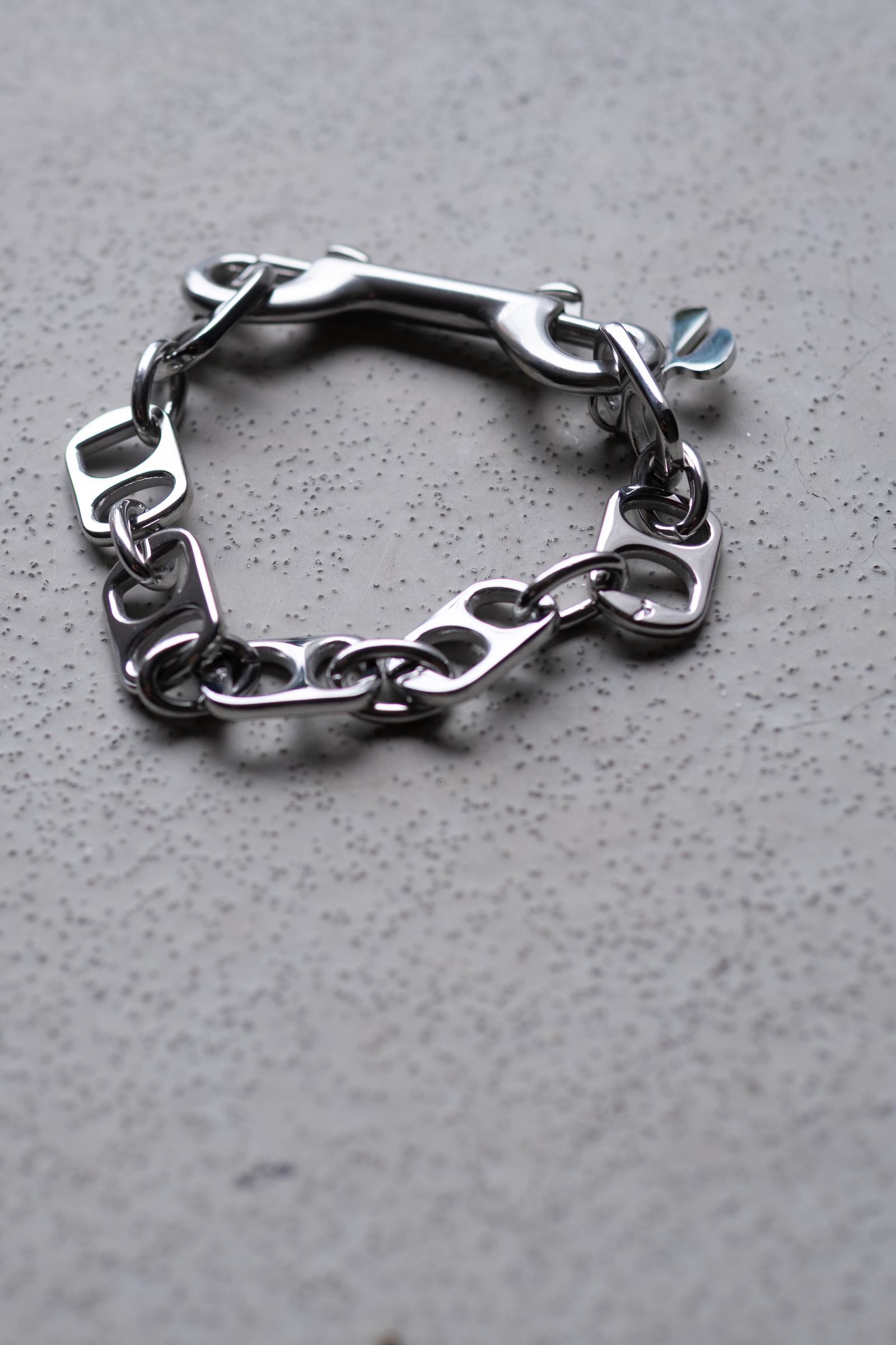 【HIDAKA / ヒダカ】　ブレスレット　シルバー HIDAKA - PULL TAB BRACELET / SILVER | Retikle Online Store