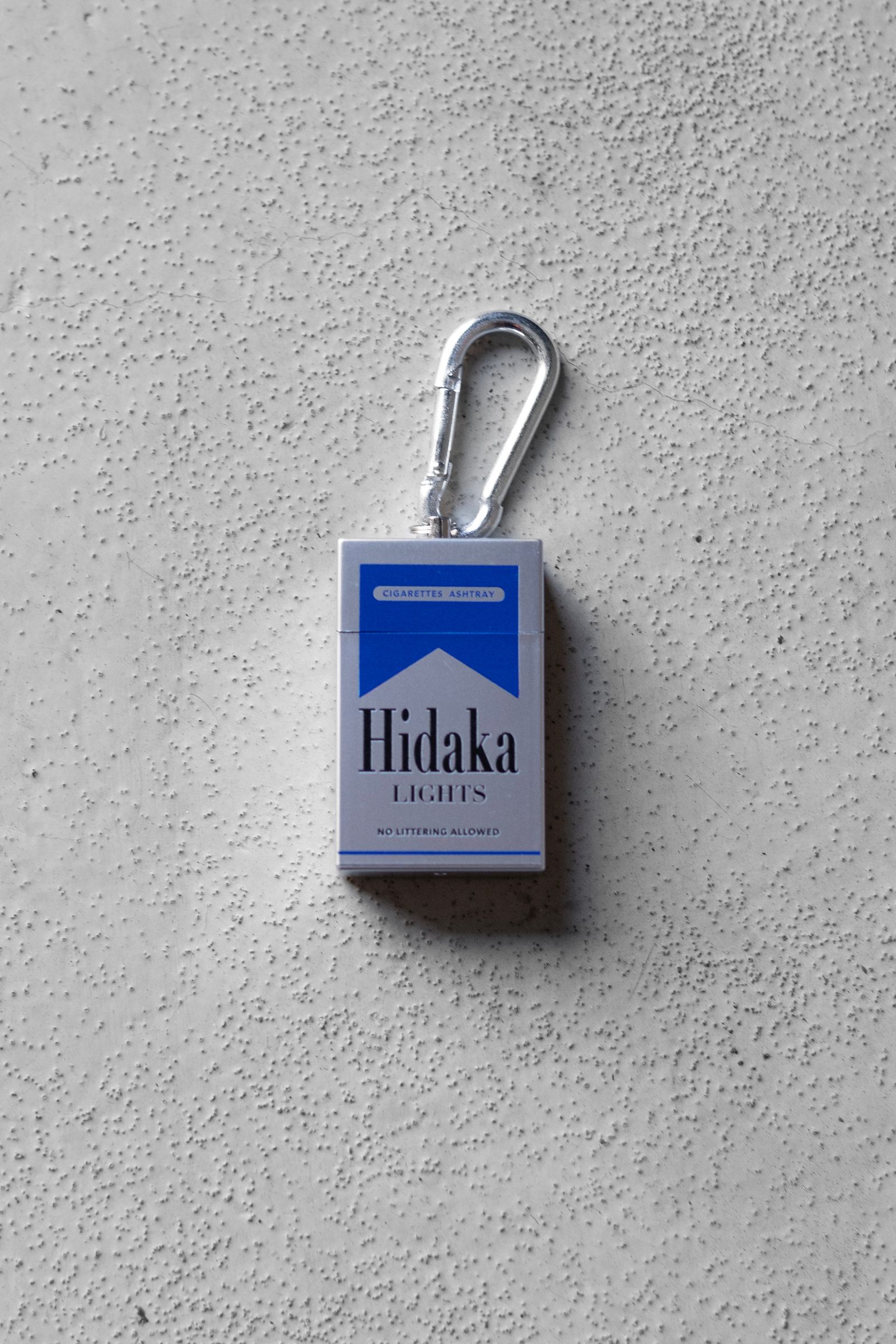 PORTABLE ASHTRAY - MARLBORO / BLUE